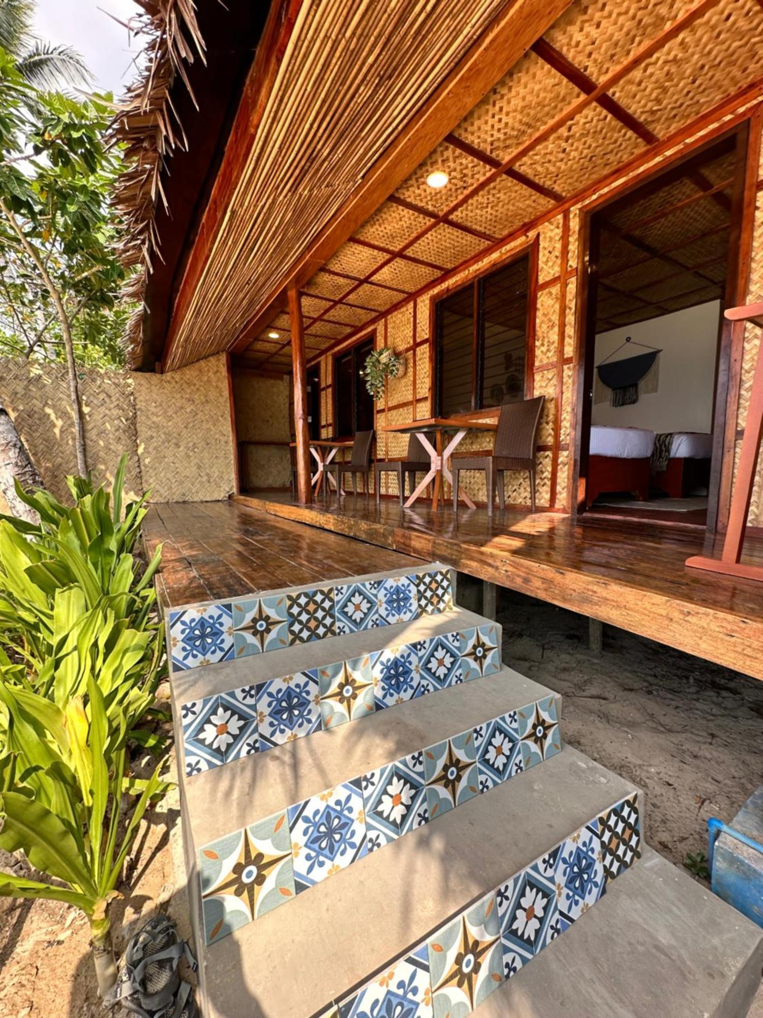 Beach Huts El Nido Exterior photo